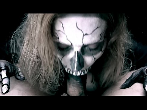 ❤️ Demon girl imeb kulli oma musta suuga ja neelab sperma. ️ Pornovideo at et.sayhentai.ru ❌️